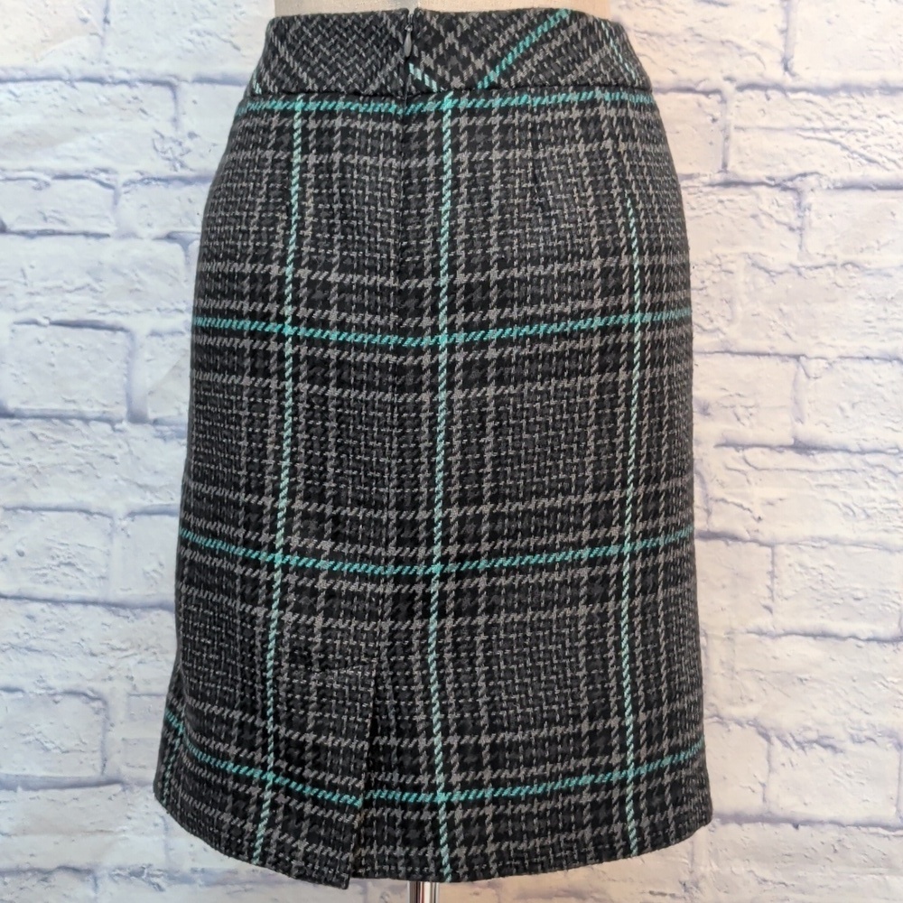 Chadwicks Black, Gray, & Aqua Wool Blend Plaid Pencil Skirt - Size 4 Petite - Picture 3 of 6